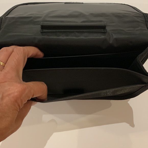 Notebook/Paper holder - Picture 6 of 9